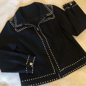 BLACK DENIM JEAN JACKET ~ Western style ~ Silver Studs! Sz M 38”